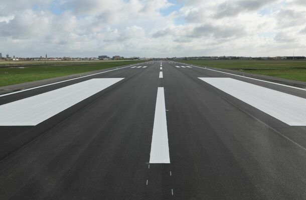 Luchthaven Oostende-Brugge heropend na renovatie start- en landingsbaan